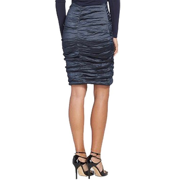 {Nicole Miller} Techno Metal Ruched Designer Party Dress • Size 6 - Picture 7 of 9